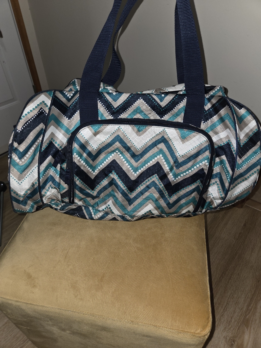 thirty-one Chevron Travel Duffel in Teal, Navy & White